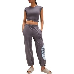 FP Movement Hot Shot Logo Crossover Set – Size Small (Dark Shadow)